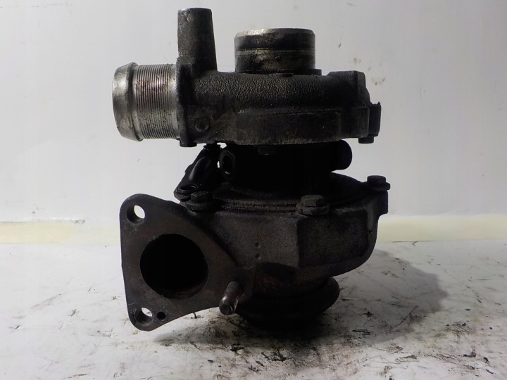 PEUGEOT 407 turbo TURBINA 4U3Q-6K682-AL