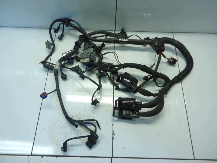 OPEL CORSA E MERIVA B 1.4T B14NEL TURBO Faisceau câblage moteur 552667966