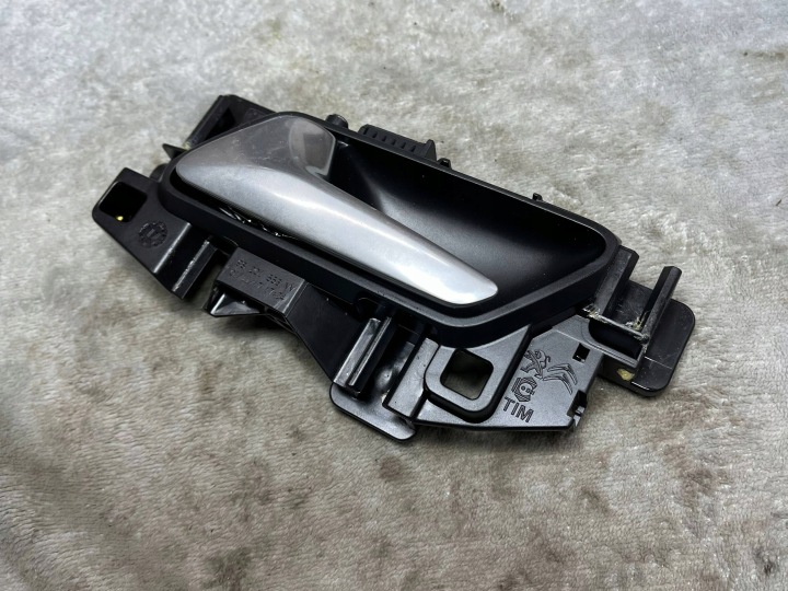 posteriore Destro maniglia interno PEUGEOT 508 II 25527W01 1.6L 2020 !J