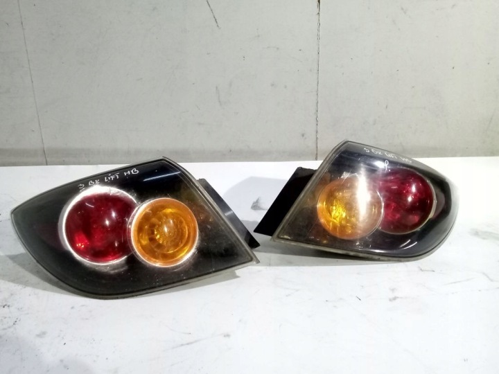 Mazda 3 BK HB lift Leuchte heck hinten rechts und links