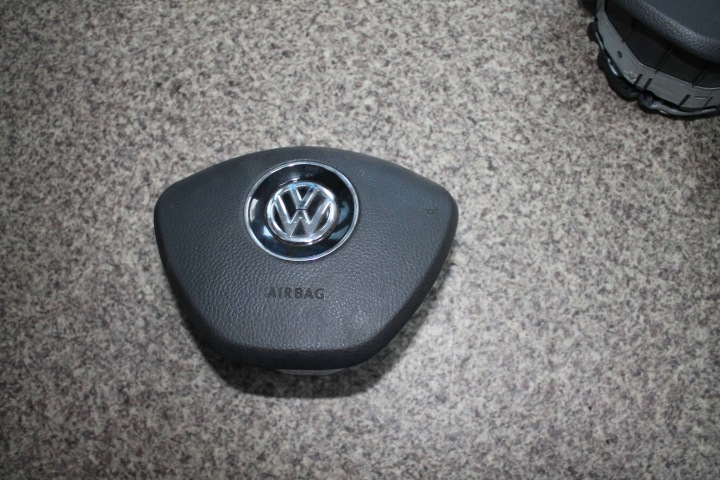 Volkswagen Amarok 2010 airbag powietrzne