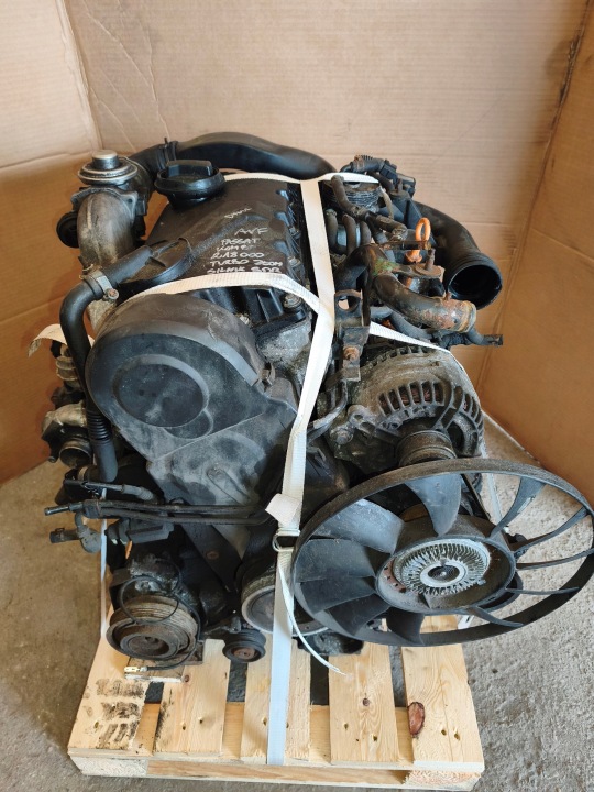 moteur 1.9TDI AVF longitudinal complet PASSAT AUDI A4 DO MONTAZU FILM Z PRACY