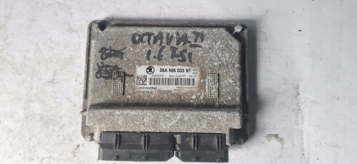 computer of the engine SKODA OCTAVIA II 06A906033NT