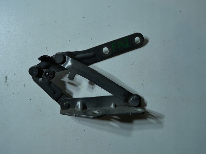 Scharnier der Kühlergrill POKRYWY links VW T6 7E0823301A