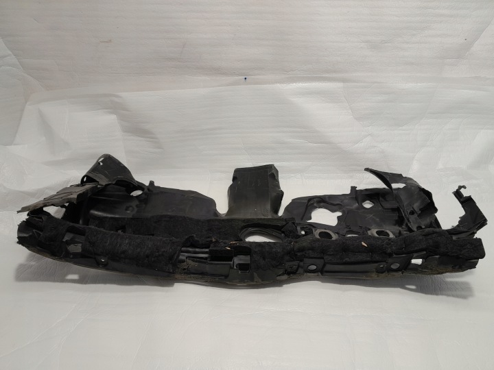 AUDI A4 B9 LIFT hangszigetelő beltéri szigetelés PODSZYBIA 8W1863947