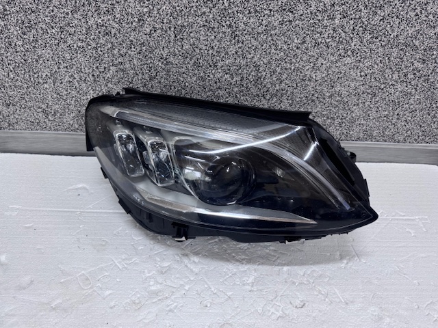 Licht rechts Mercedes C Klasa W205 LIFT Multibeam Led Full Led