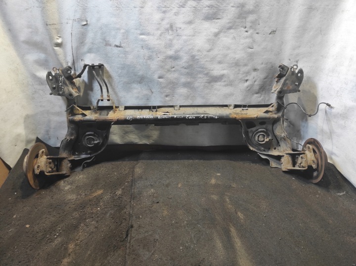 Achsträger heck achse hinten Bremsscheibe RENAULT MODUS 1.6