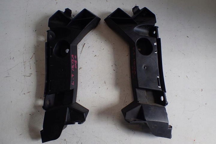 stoßstangenführung rechts heck SEAT IBIZA IV 08- 6J