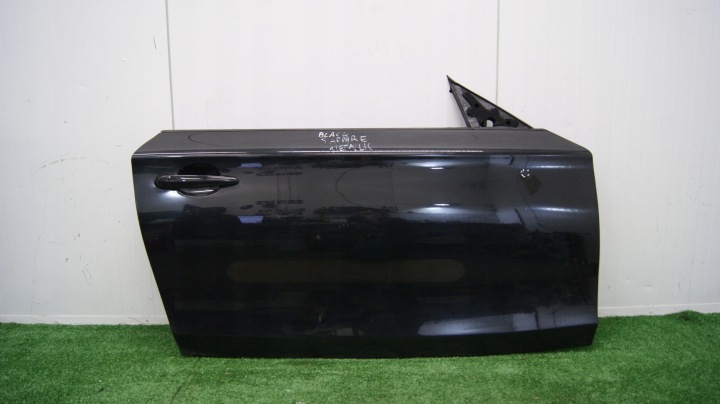 Portière Droite Avant 3D BMW E88 2010 Portière E88 BLACK SAPPHIRE METALLIC