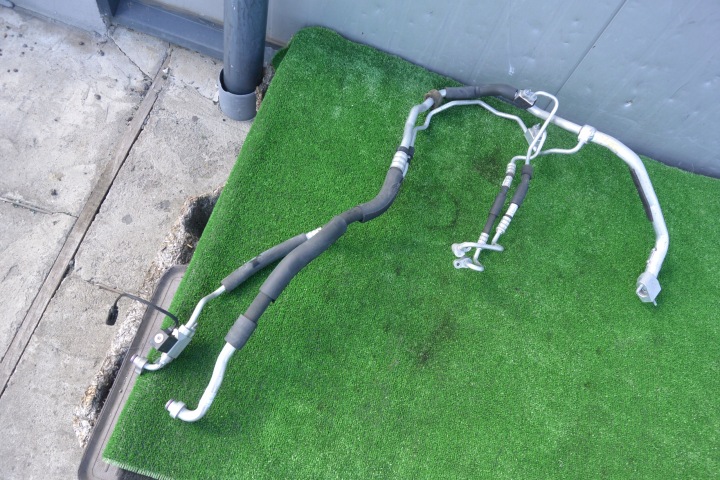 hose wiring of the air conditioning MERCEDES E-KLAS W212 LIFT E300 2.2 CDI HYBRID