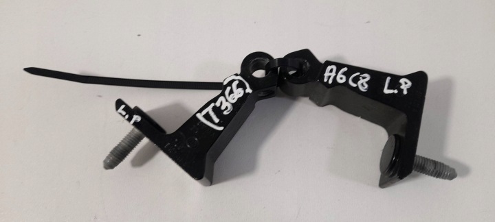 Audi A6 S6 C8 4K scharnier oben unterer vorne links polowki 4K8831401A (T366)