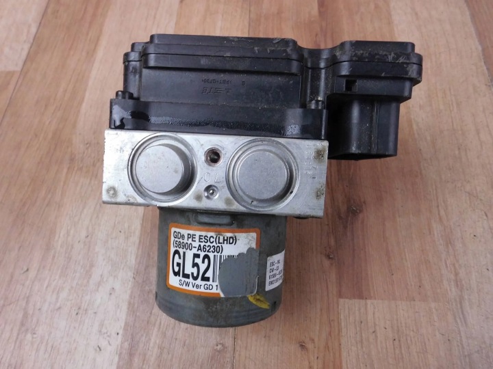Hyundai i30 II LIFT Pompa ABS 58900-A6230 58920-A6230 46589-20800