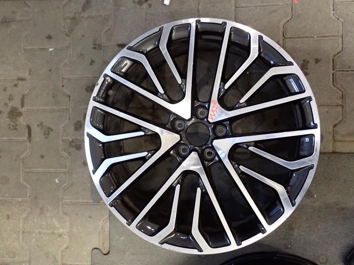 disk disk AUDI 4P0 5x112 ET43 8,5J 21" 4P0601025BB