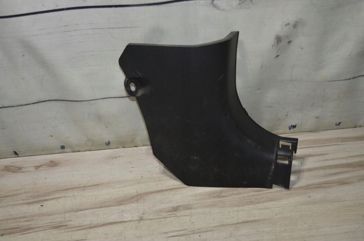 cover slupka of the threshold right Nissan X-Trail t31