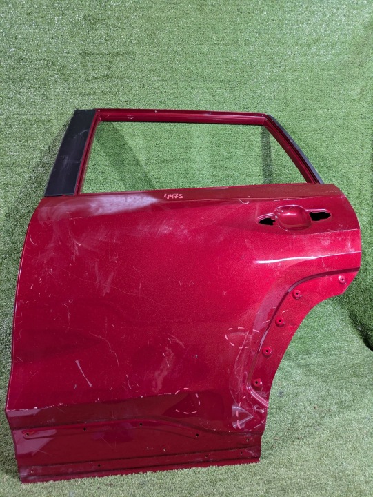 dveře zadní levé levý záď TOYOTA RAV4 V 18- NR.4475