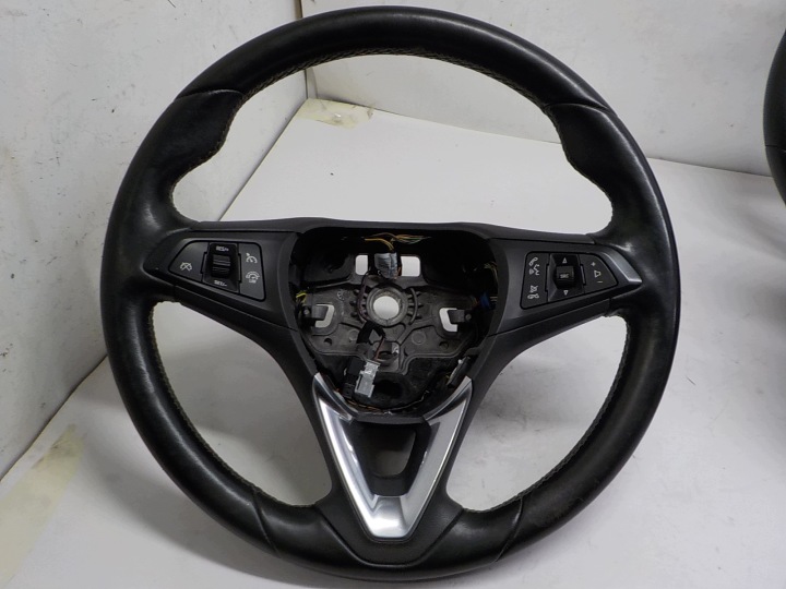 OPEL CORSA E Volant Galet tendeur courroie Cuir, en cuir MULTI PODGRZEWANA GRZANA