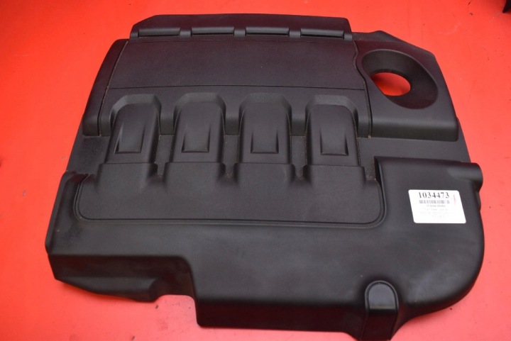 motor cover upper 04L103925AQ VW PASSAT B8 2.0 TDI 190 KM LIFT 19-21