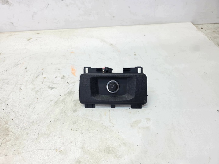 adapter cigarette lighter spoiler tunnel AUDI A4 B9 A5 8W 8W0863324