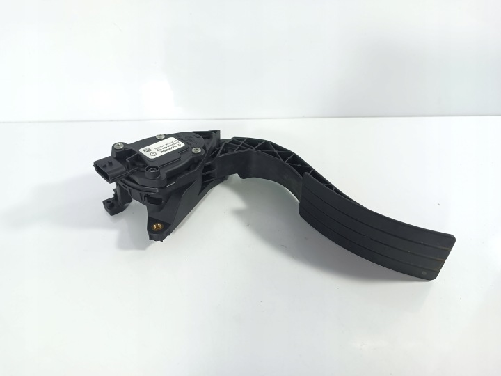 CLIO 4 IV LIFT 12-20 Gaspedal OE 180029347R