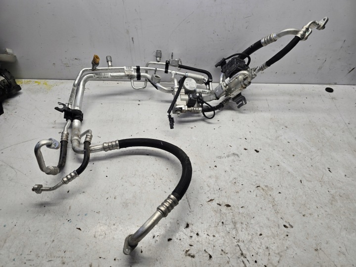 OPEL CORSA-E F ELEKTRYK of the hose CHLODZENIA of the air conditioning 9843975180
