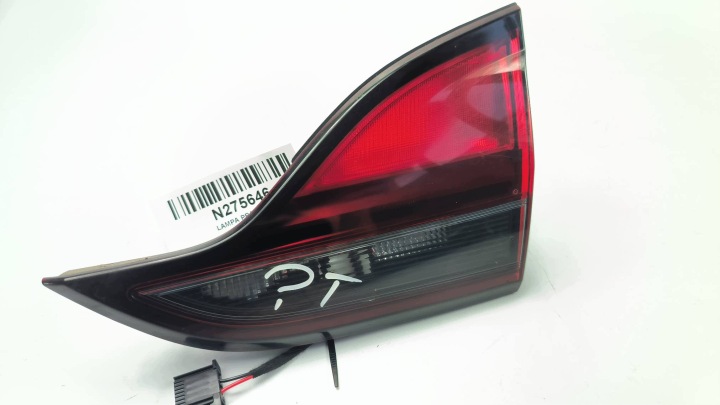 Licht rechts heck 39028597 OPEL ZAFIRA C LIFT