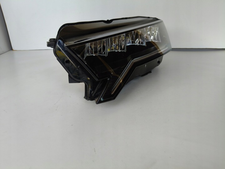 Feux phare Gauche REFLEKTOR SKODA OCTAVIA IV 4 5E3 23- LIFT FULL LED