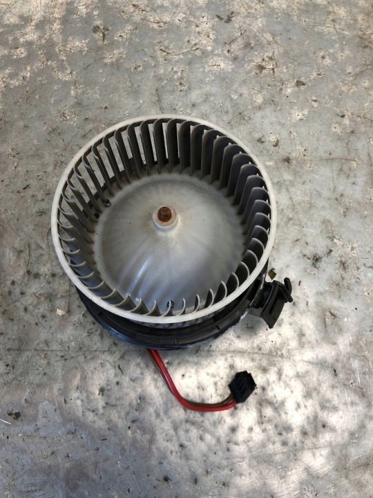 heating fan MERCEDES W204 V7771001