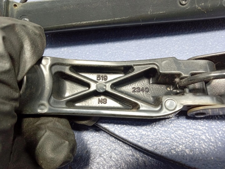 TOYOTA AURIS II LIFT 15-18 FRAMEWORK 6