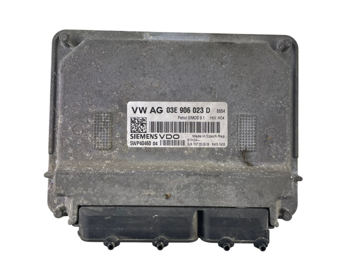 bedienteil des motors 03E 906 023 D Skoda Fabia 1.2 AZQ EU