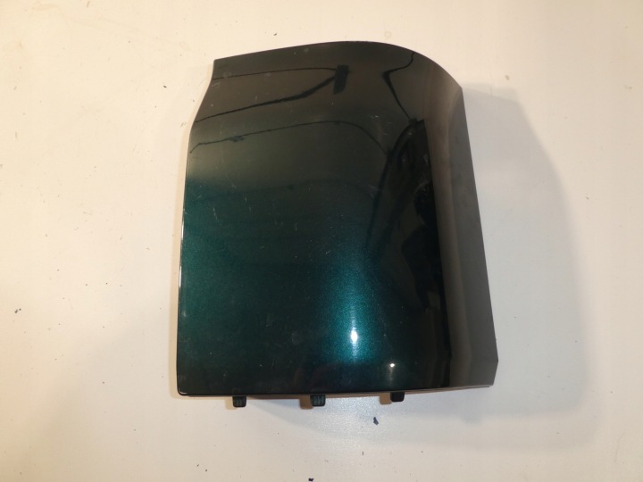 VW T5 Ecke der Stoßstange rechts heck 7H0807322A