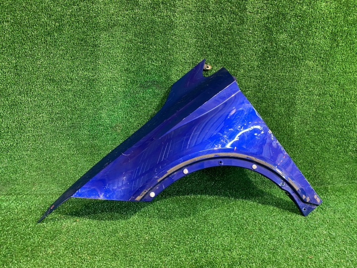 fender front left SEAT ARONA