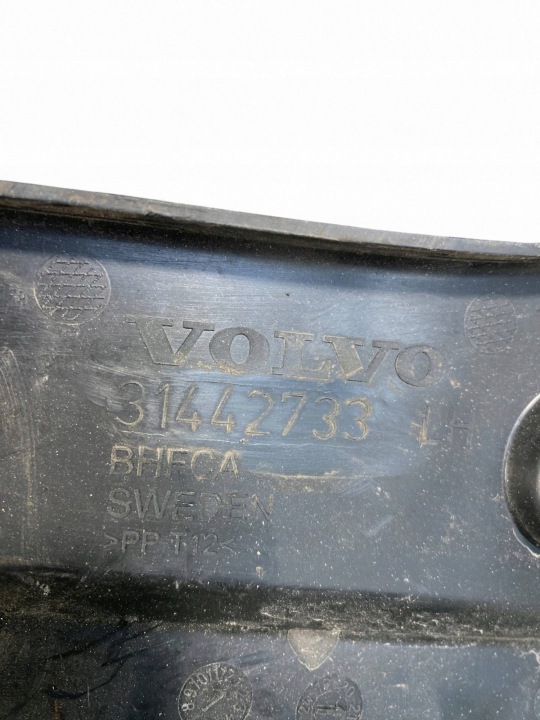 Volvo XC90 2022 Hűtőháztető 31442733 9