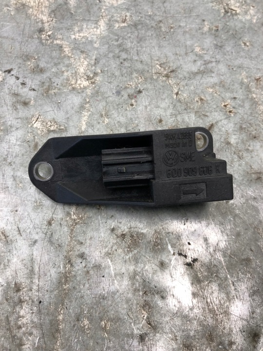 Crashsensor Drucksensor VW SKODA AUDI 6Q0909606K