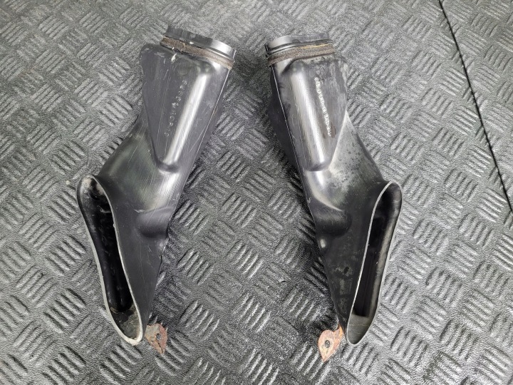 air duct air line tube NISSAN 300ZX Z32 3.0 V6 TWIN TURBO