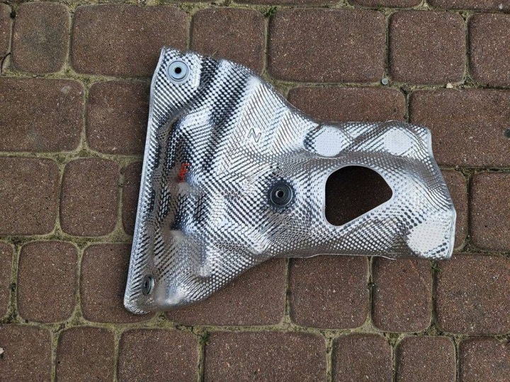 obal kryt termiczna 2.5 HYBRYDA XA25A RAV4 Toyota Camry VIII XV70