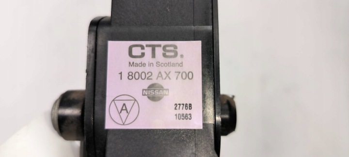 PEDAL 18002AX700 NISSAN NOTE