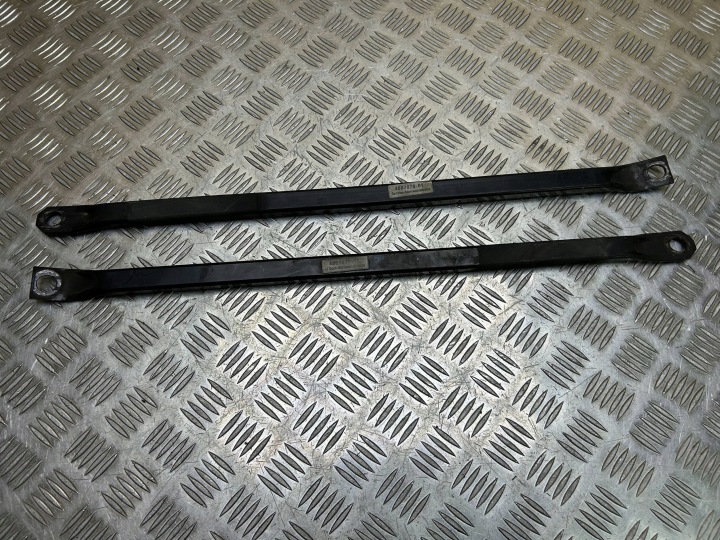 siders / Rozporki komory of the engine BMW F20 F21 F30 F31 2013 4867077 4867078