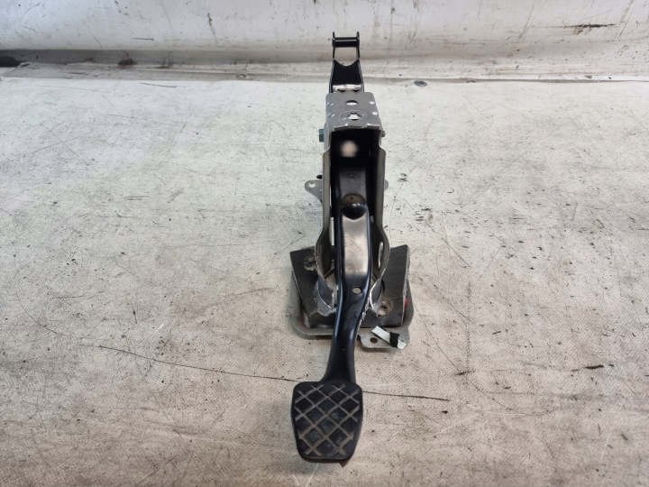 PEDAL brzdy OE 1K1721057L AUDI A3 8P 04r