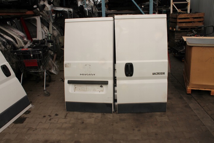 Portière Arrière Porte coulissante PEUGEOT BOXER NISKIE