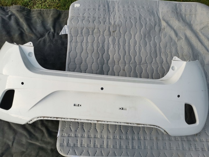 Paraurti posteriore posteriore HYUNDAI I10 III