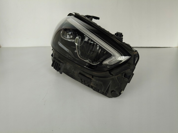 Licht rechts REFLEKTOR MERCEDES C-KLASA W206 21- FULL LED HIGH PERFORMANCE