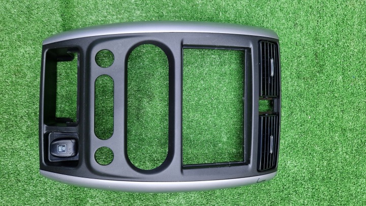 Châssis RADIA du tableau de bord Grille SUZUKI JIMNY 2005R > 2017R 1DIN ZWYKLE RADIO
