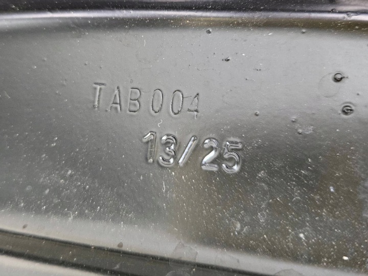 VW PASSAT B9 3J 3J0807109D 12