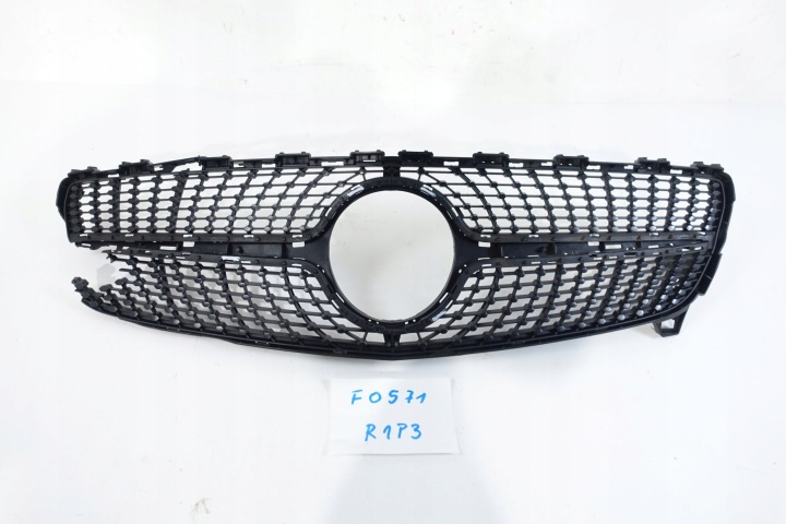 MERCEDES A-KLASA W176 LIFT Grille Grille Pare choc Avant A1768882160