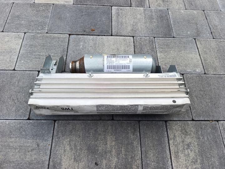 airbag powietrzna passeggeri VW T5 lift Air Bag 7H1880202C