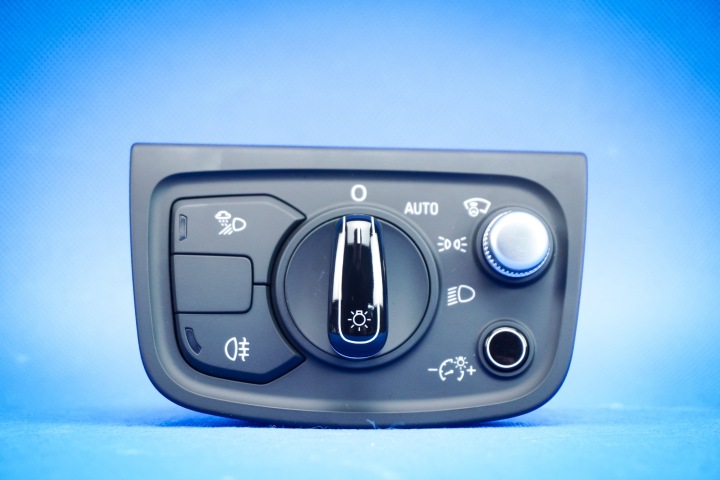 Schalter lichtschalter Audi A8 4H0941531F