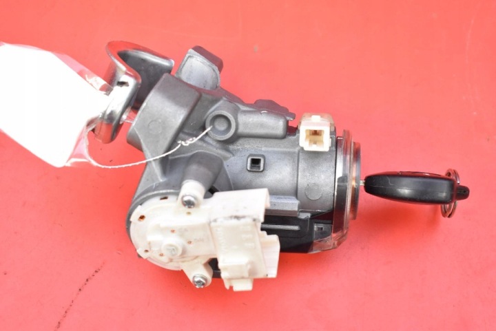 Allumage Clé 45020-0203 TOYOTA AVENSIS T27 2.0 D-4D 126 KM 09-11