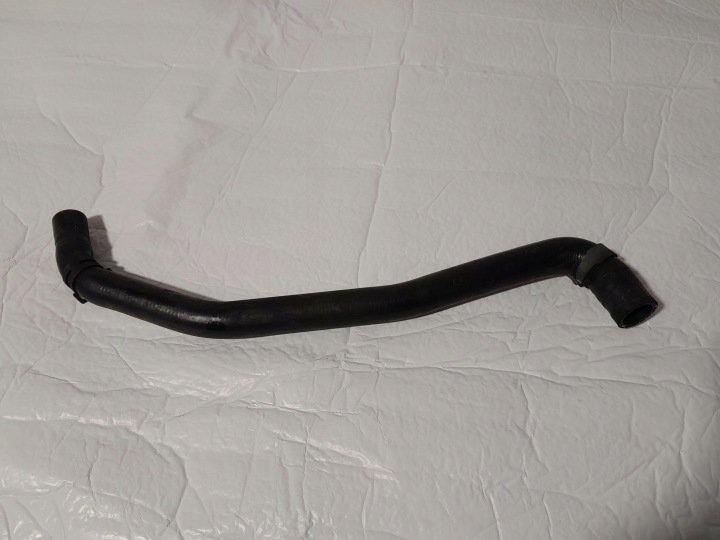 AUDI A4 B9 LIFT rohr Schlauch des Wassers 8W1819373AA