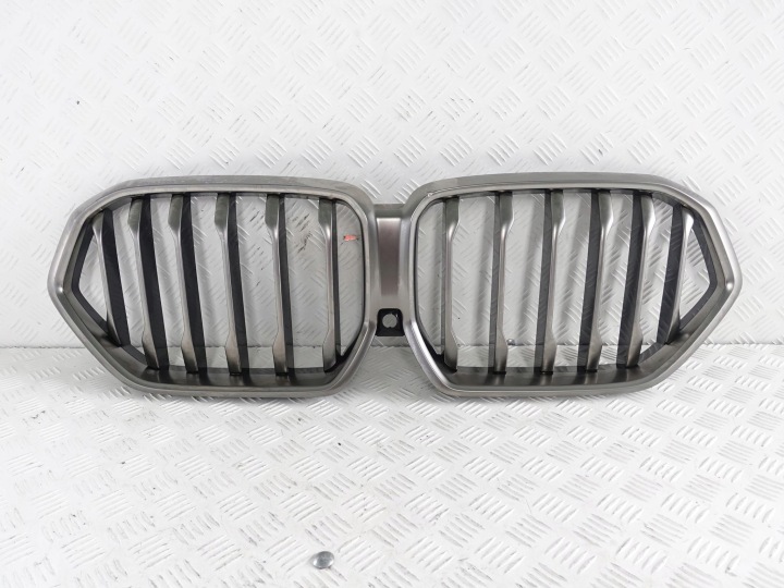 BMW X6 G06 m-packet M50 maska maska predok