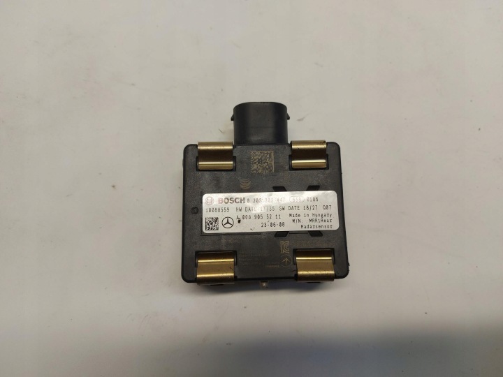 Mercedes EQA 250+ W243 RADAR DISTRONIC desni stražnji dio A0009055211-JLK01